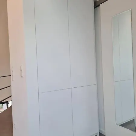 Lovely Penthouse Loft With Balcony Apartamento